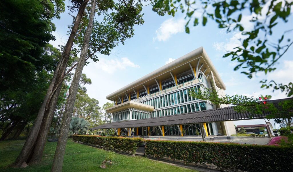 Gedung Rektorat UIR